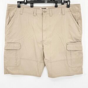 Wrangler Authentics Men's Tan Khaki Cargo Shorts Stretch Sz 50R 10" Inseam NWOT